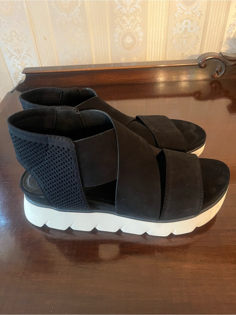 Eileen Fisher Sandals 7.5